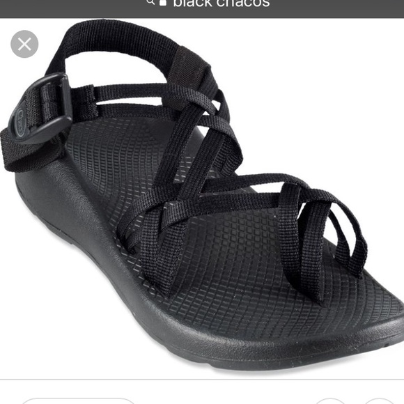 black chacos